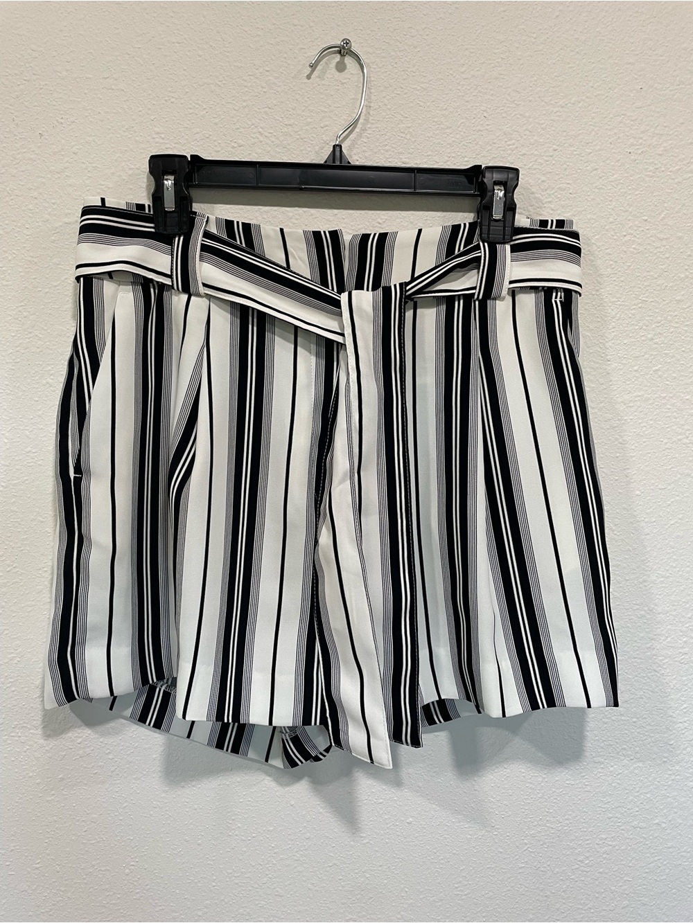 H&M Black & White Vertical Stripe High-Waist Tie-Belt Shorts